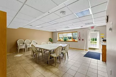 201  Oconomowoc Pkwy, Oconomowoc, WI 53066 - Photo 34