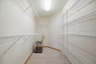 201 Oconomowoc Pkwy, Oconomowoc, WI 53066 - Photo 22