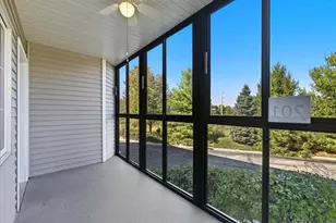 201 Oconomowoc Pkwy, Oconomowoc, WI 53066 - Photo 44