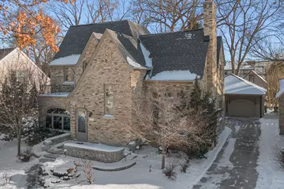 2544 N 91st St, Wauwatosa, WI 53226 - Photo 2