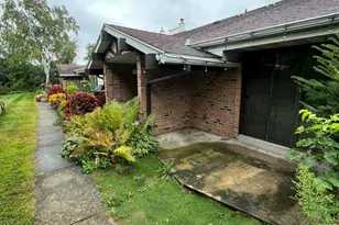 N17W5348 Garfield St, Cedarburg, WI 53012 - Photo 2