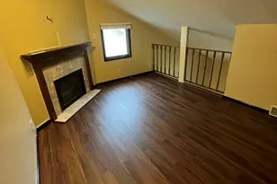 N17W5348 Garfield St, Cedarburg, WI 53012 - Photo 4