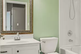 1978 Sandalwood Dr, Onalaska, WI 54650 - Photo 12