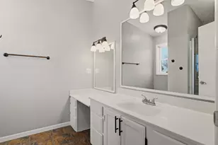 1978 Sandalwood Dr, Onalaska, WI 54650 - Photo 26