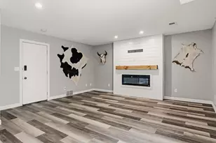 1978 Sandalwood Dr, Onalaska, WI 54650 - Photo 16