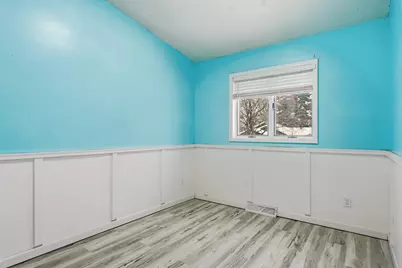 1978  Sandalwood Dr, Onalaska, WI 54650 - Photo 18