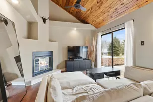 W6011 Mariner Hills Trail, La Grange, WI 53121 - Photo 4