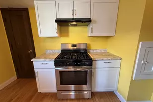 1812 S 10th St, Sheboygan, WI 53081 - Photo 12