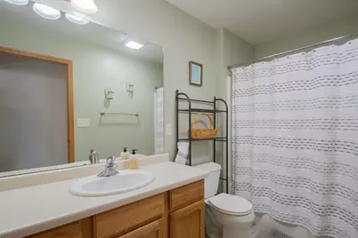 605  Bridlewood Ln, Watertown, WI 53094 - Photo 34