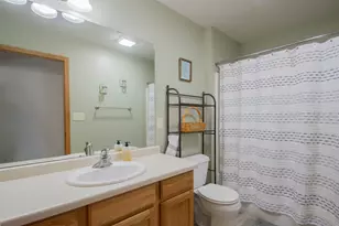 605 Bridlewood Ln, Watertown, WI 53094 - Photo 34