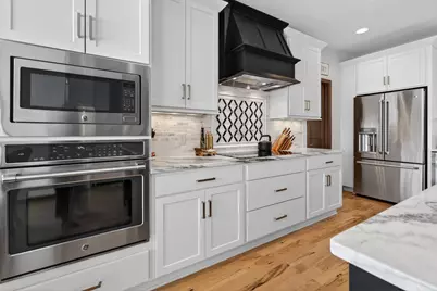 W79N417  Ridgeway Ln, Cedarburg, WI 53012 - Photo 12