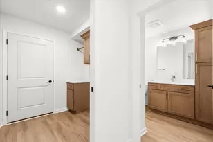 540 Hunter Oaks Blvd, Watertown, WI 53094 - Photo 18