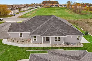 540 Hunter Oaks Blvd, Watertown, WI 53094 - Photo 22