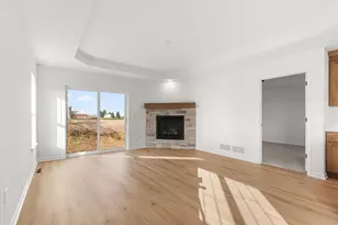 544 Hunter Oaks Blvd, Watertown, WI 53094 - Photo 10