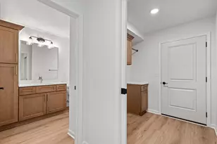 520 Hunter Oaks Blvd, Watertown, WI 53094 - Photo 16