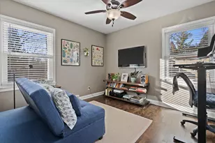 8331 N Poplar Dr, Fox Point, WI 53217 - Photo 14