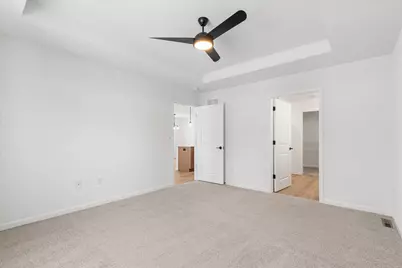 508  Hunter Oaks Blvd #902, Watertown, WI 53094 - Photo 10