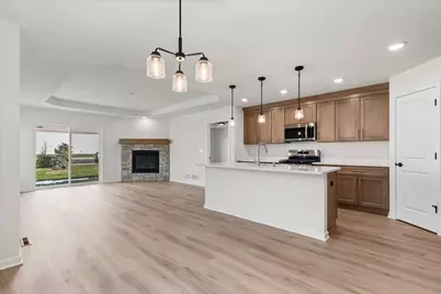 504  Hunter Oaks Blvd #1001, Watertown, WI 53094 - Photo 6