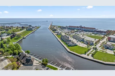 514A S Pier Dr #1, Sheboygan, WI 53081 - Photo 30