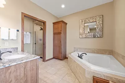 514A S Pier Dr #1, Sheboygan, WI 53081 - Photo 18