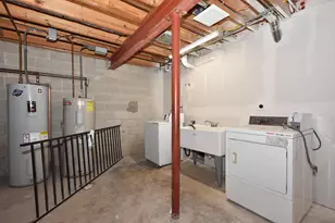 8747 N 72nd St, Milwaukee, WI 53223 - Photo 28