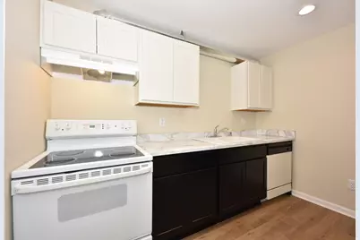 8747 N 72nd St #3, Milwaukee, WI 53223 - Photo 14