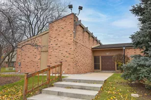 8747 N 72nd St, Milwaukee, WI 53223 - Photo 34