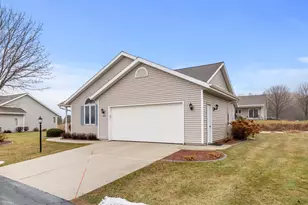 1510 Blue Heron Dr, Two Rivers, WI 54241 - Photo 4