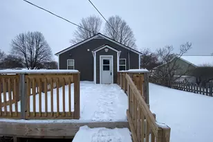 412 Long Coulee Rd, Holmen, WI 54636 - Photo 2