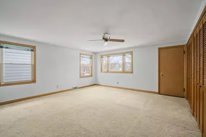 2975 N 69th St, Milwaukee, WI 53210 - Photo 16