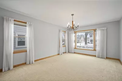 2975 N 69th St, Milwaukee, WI 53210 - Photo 10