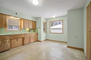 2975 N 69th St, Milwaukee, WI 53210 - Photo 6