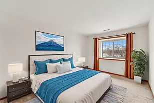 9390 W Loomis Rd, Franklin, WI 53132 - Photo 18