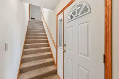 9390 W Loomis Rd #1, Franklin, WI 53132 - Photo 14