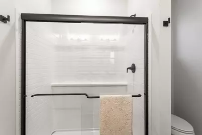 N101W16795  Gunflint Trl, Germantown, WI 53022 - Photo 20