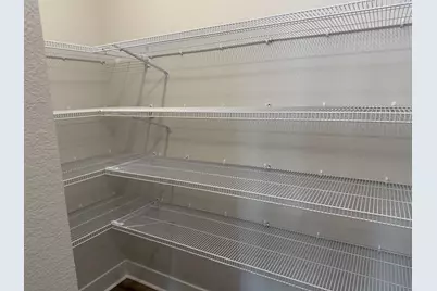 N66W20903  Sweet Clover Dr, Menomonee Falls, WI 53051 - Photo 8