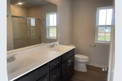 W193N5017  Rosemary Rdg, Menomonee Falls, WI 53051 - Photo 8
