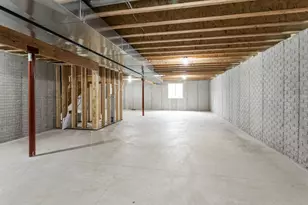 W208N6659 Sweet Clover Dr, Menomonee Falls, WI 53051 - Photo 18