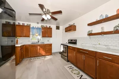 317  Delafield St, Waukesha, WI 53188 - Photo 18