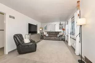 317 Delafield St, Waukesha, WI 53188 - Photo 14