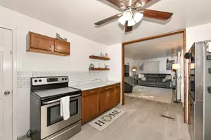 317 Delafield St, Waukesha, WI 53188 - Photo 16