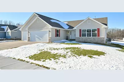 470  Jensen Dr, Clinton, WI 53525 - Photo 2