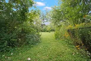 8221 N Cedarburg Rd, Brown Deer, WI 53209 - Photo 28