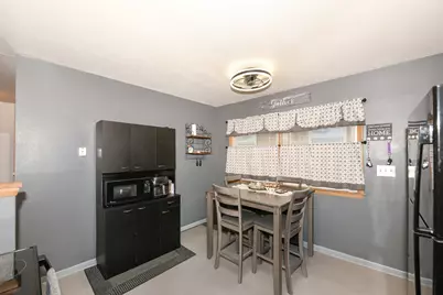 4544 S 49th St, Greenfield, WI 53220 - Photo 6