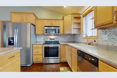 2002  Viking Ave, Holmen, WI 54636 - Photo 10