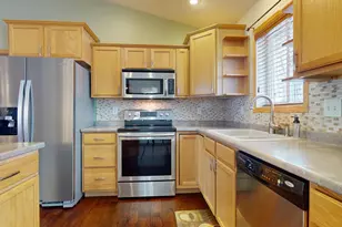 2002 Viking Ave, Holmen, WI 54636 - Photo 10