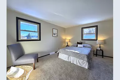 5640 S Aberdeen Dr, New Berlin, WI 53146 - Photo 34