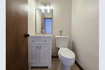 5640 S Aberdeen Dr, New Berlin, WI 53146 - Photo 40