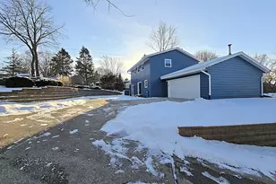 5640 S Aberdeen Dr, New Berlin, WI 53146 - Photo 52