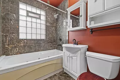 2410  Geneva St, Racine, WI 53402 - Photo 10